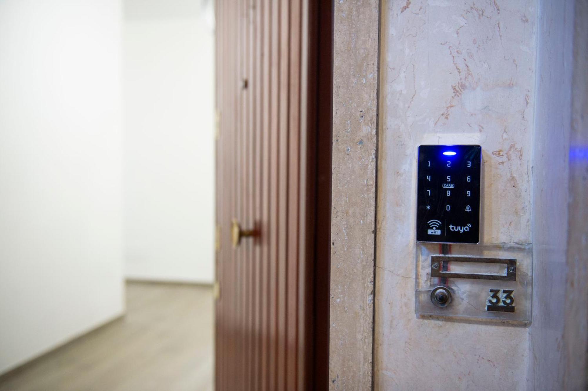 Lev Apartment ローマ エクステリア 写真